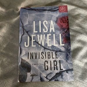 Lisa Jewel Book - Invisible Girl
